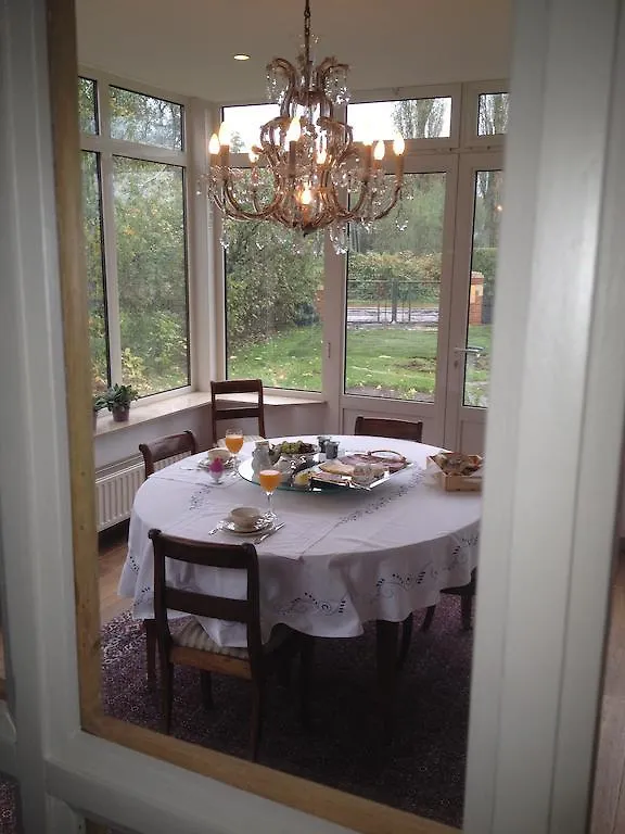 B&B Het Tijdloze Uur Ghent Bed & Breakfast